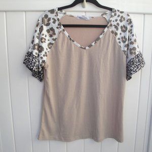 Miss Look Top Women's Large Khaki Beige Knit Animal Print Sleeves Fall